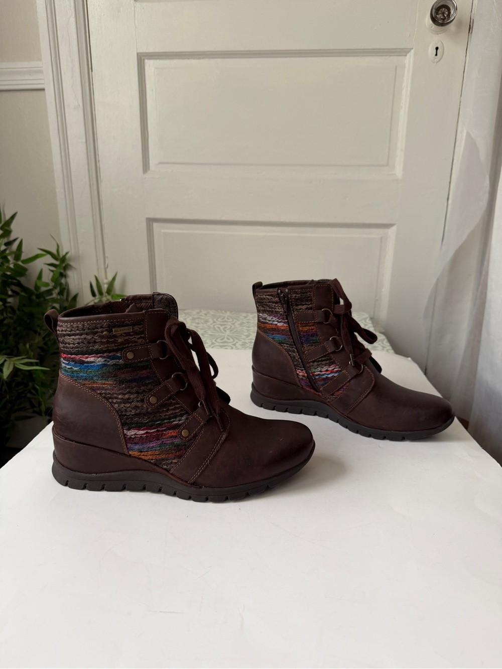 Bionica Leather Lace Up All Weather Slip Resistant Wedge Boot Women’s Sz 11